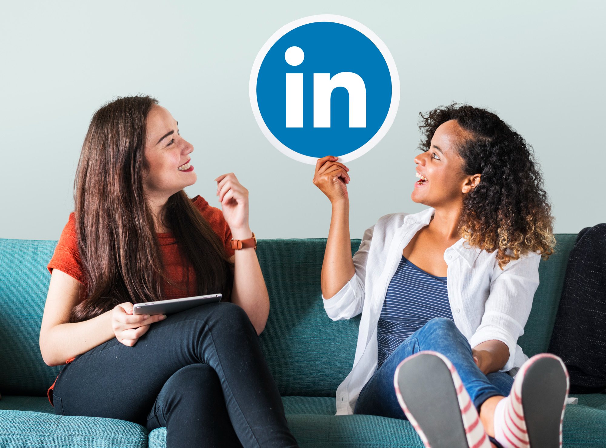 Complete Guide to Accessing LinkedIn in Russia Without a Phone Number